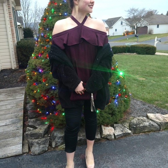 Loft burgundy bell sleeve halter cold shoulder top - Picture 7 of 8